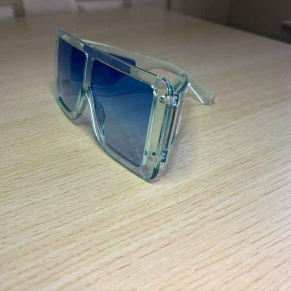Icy Blue Shield Sunglasses – Oversized Gradient Retro Frames